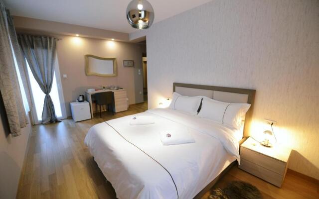 Zoilo Rooms