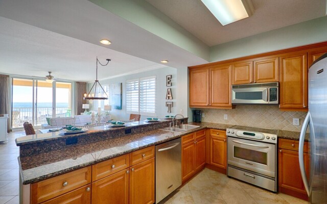 Azure 218 4 Bedroom Condo