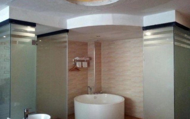 Laibin 555 City Boutique Hotel