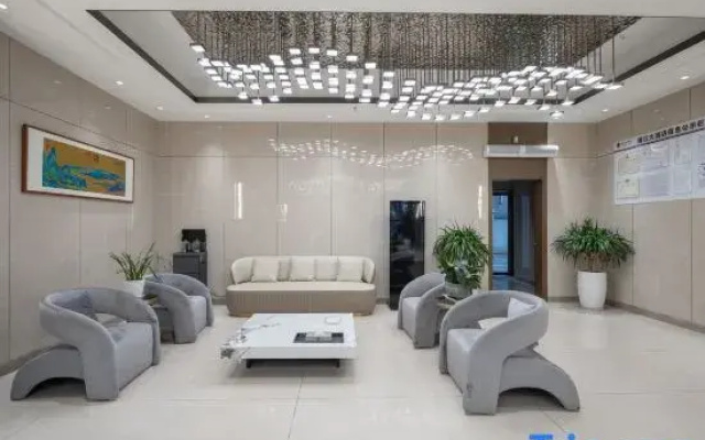 Pujiang Grand Hotel (Liuzhi Special District Leisure Plaza)