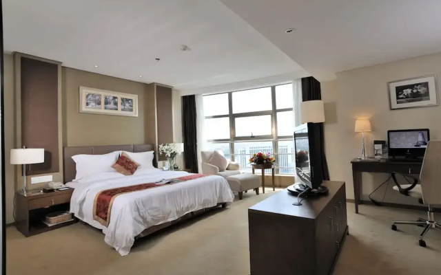 Roying Hotel