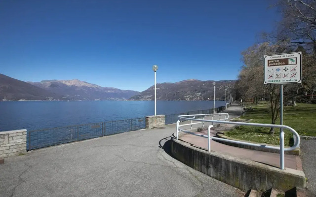 Residenza Gardenia Lake View Luino Center