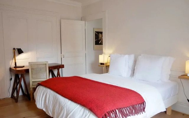 Honorê, Hôtel pour Nomades rêveurs