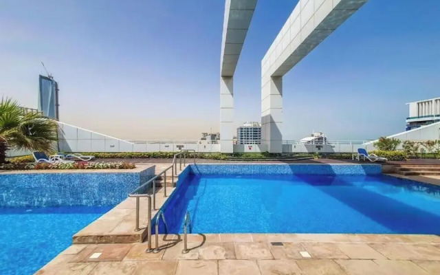 Cosmos Living Majestic Studio GCV2