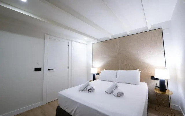 Apartamentos Málaga Premium - Calle San Telmo Thyssen Museum