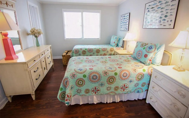 Carolina Breezy by Sea Scape Properties