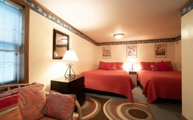 Harris Hideaway 5 Bedroom Home