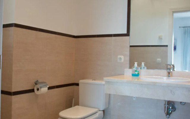 Villa Valentine - Luxury Private Mountain Oasis