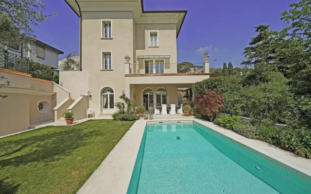 Villa San Carlo in Ro