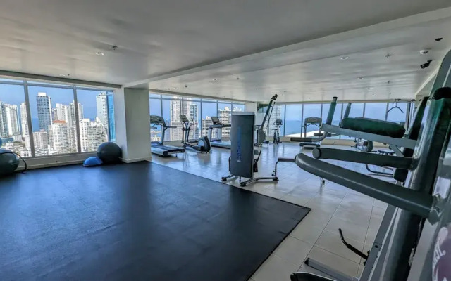 YC 701-C l Apartamento 2BR en av balboa