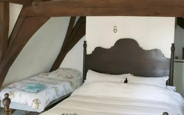 Maximiliaan Apartment