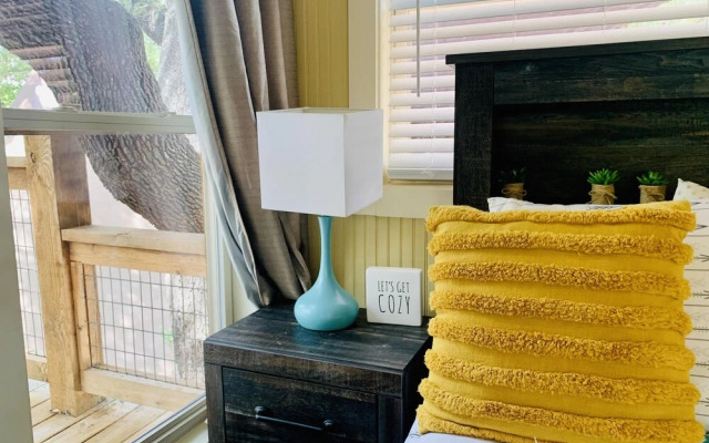 La Pluma Retreat With Guadalupe River Access