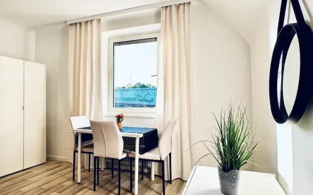 Cozy Garden Villa near Danube For 16P
