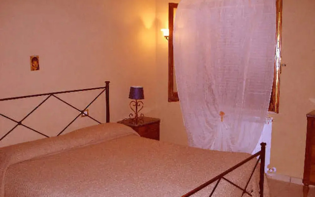 Il Grappolo e la Rosa