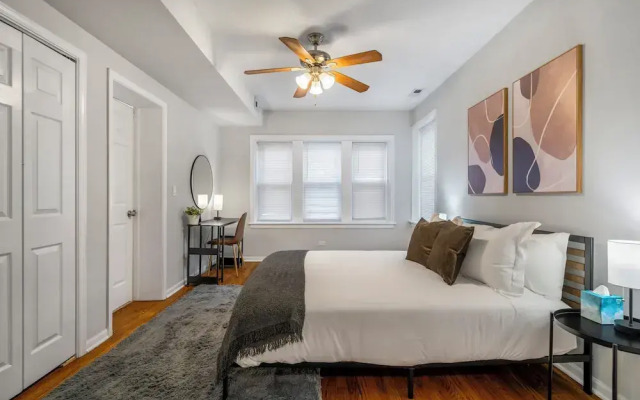 Cozy 1-Bedroom Apt with In-Unit Laundry