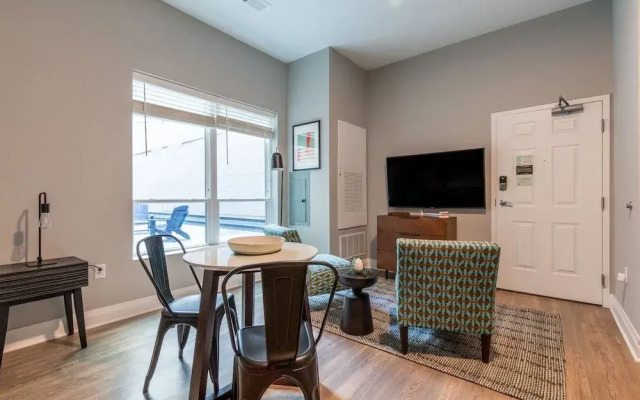 Mint House Columbus - Capitol Square