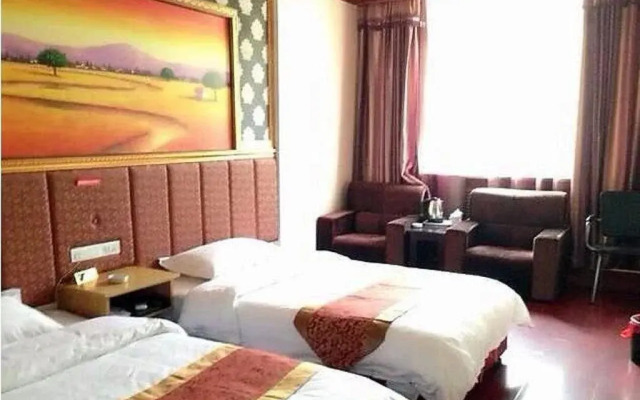 Penghai Business Inn