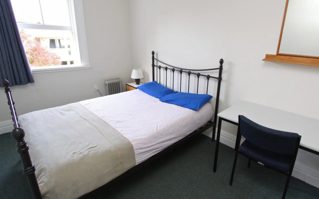 Rucksacker Backpacker Hostel