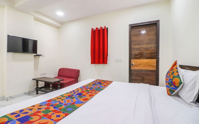 Three Kings by OYO Room