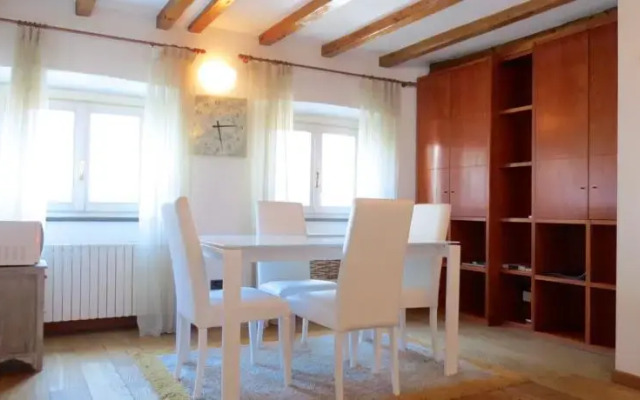 Temporary House - Milan San Babila