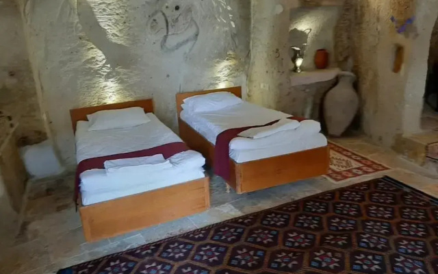 Aziz Cave Hotel