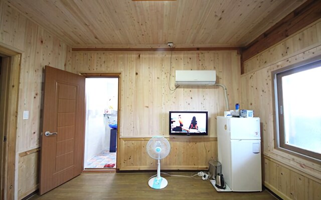 Suncheonman Doyobird Lodge Pension