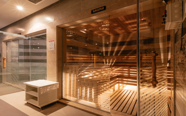 AMC Royal Hotel & Spa