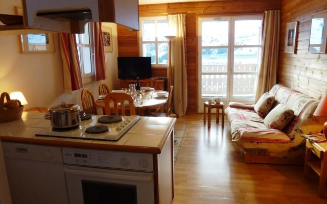 Large Apartment in Flaine With Swimming Pool