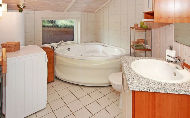Lavish Holiday Home in Lolland With Whirlpool