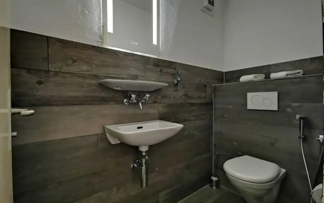 DownTown Apartments - RiverTown House