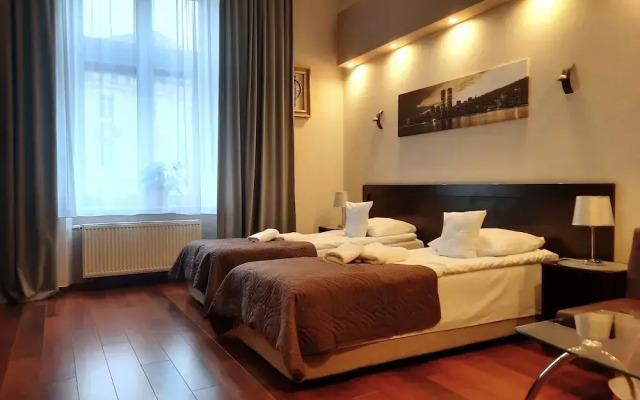 Luxury Senate Apartment
