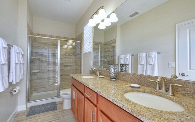 Storey Lake-5 Bedrooms home w/pool-1650ST