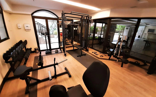 Apartamento com serviços próximo a Praia de Ipanema