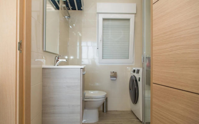 First Line P. Banus Sleeps 4