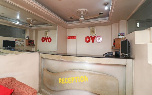 OYO 28130 Hotel Shiva