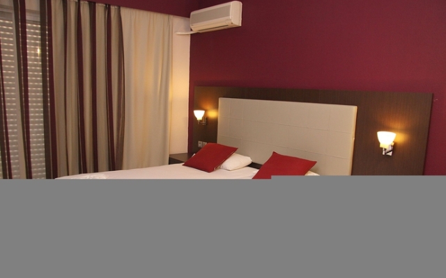 Agela Hotel & Apartments