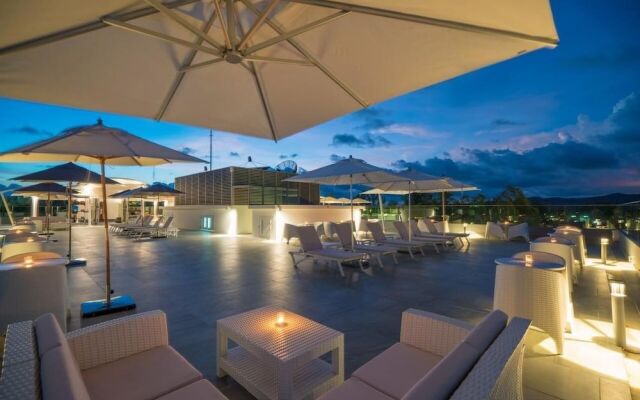 Oceanstone Resort by Lofty