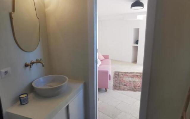 Charming 2 floor private house with terrace