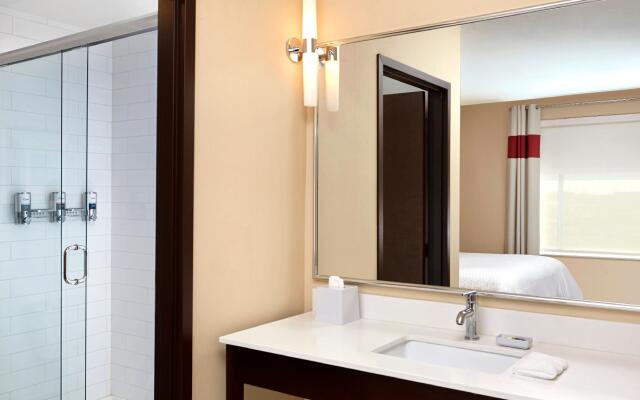 Four Points by Sheraton Edmonton International Airport