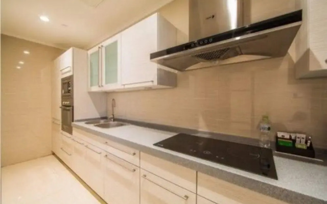 Qingdao Center Hotel and Apartment