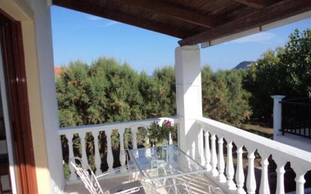 Renesis Studios & Apartments