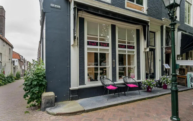 Slapen bij Van-V
