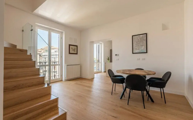 Oretea Apartment with Terrace