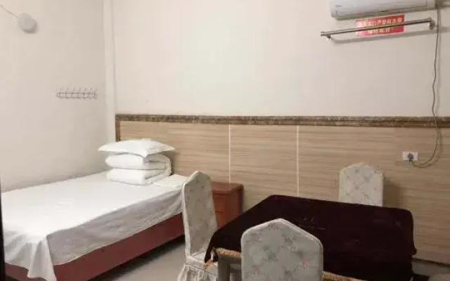 Wuxue New Town Hotel