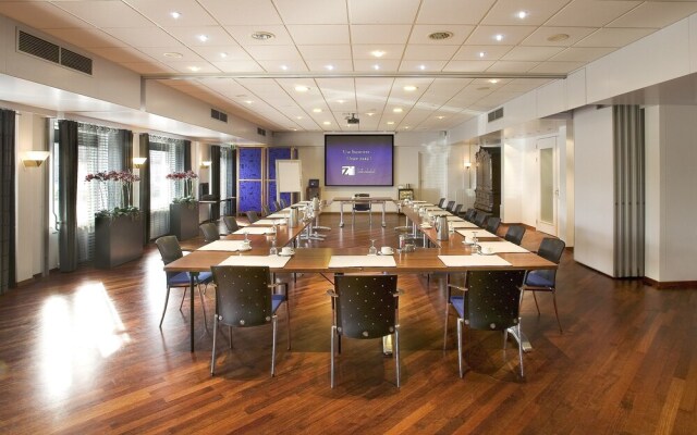 De Zon Hotel & Restaurant by Flow