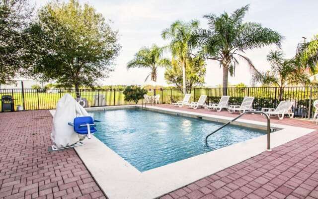 Sleep Inn Fort Pierce I-95