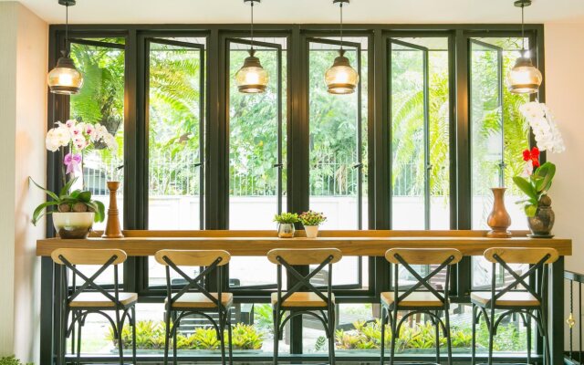 Patra Phrasing Boutique Hotel