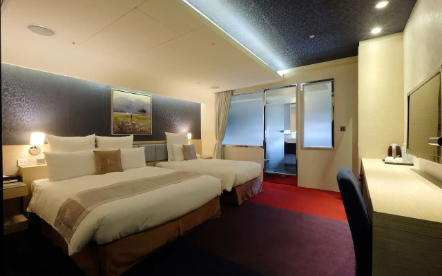 V one Hotel