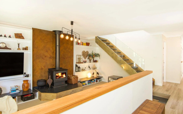 Spinnaker - Family Getaway - 2mins Walk to Beach