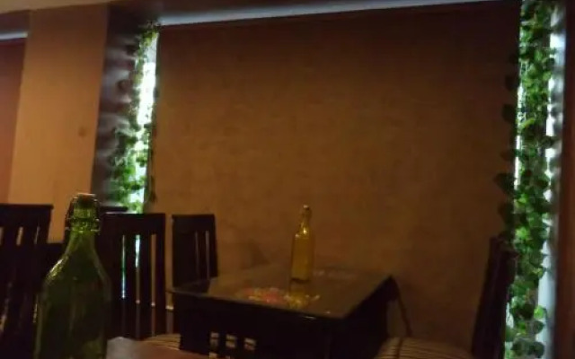 Hotel Abhiraj Palace